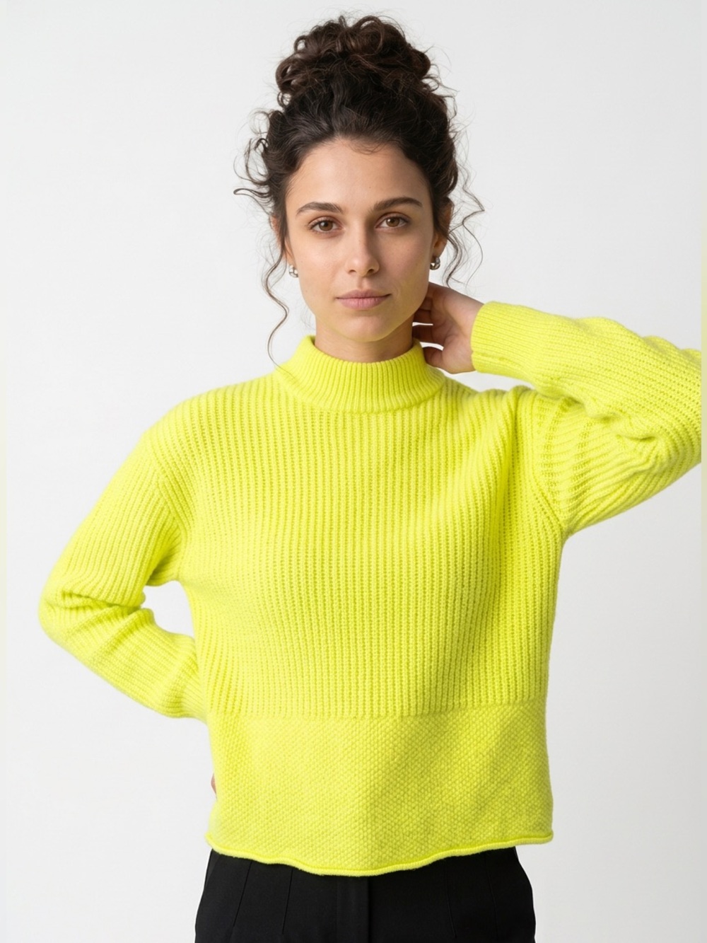 Reitmans neon yellow sweater
